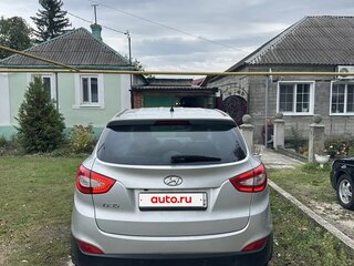 2015 Hyundai ix35 I Рестайлинг, серебристый, 1500000 рублей, вид 4