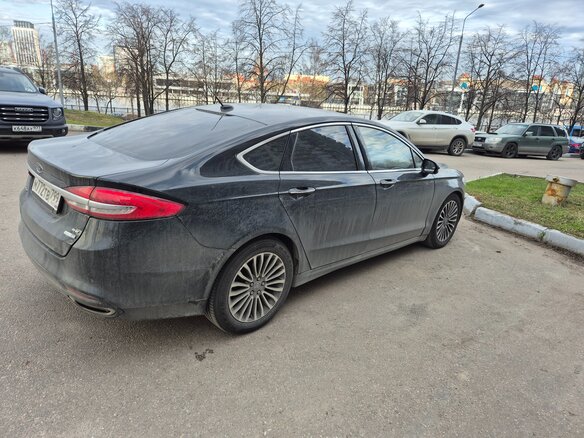 2017 Ford Fusion (North America) II Рестайлинг, чёрный, 1500000 рублей - вид 2