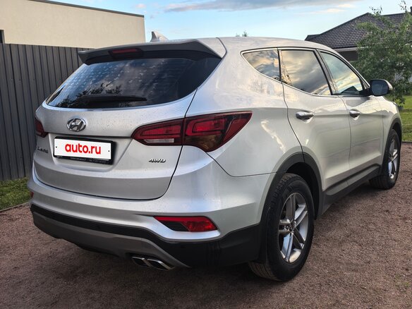 2018 Hyundai Santa Fe III Рестайлинг, серебристый, 2350000 рублей - вид 3