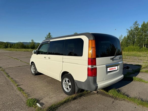 2002 Honda Stepwgn II, белый, 980000 рублей - вид 6