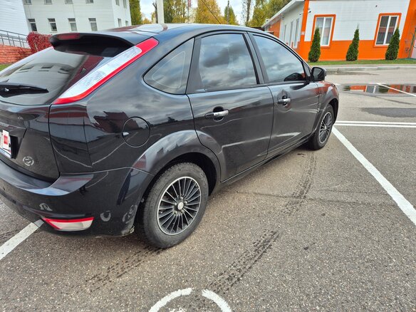 2011 Ford Focus II Рестайлинг, чёрный, 455000 рублей - вид 5