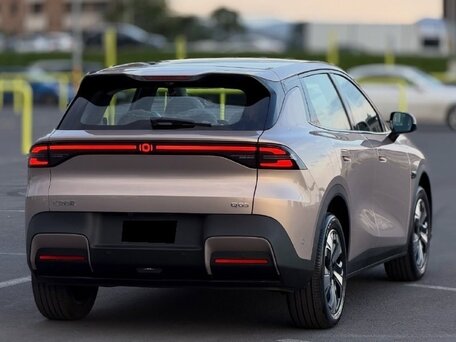 2026 Changan Qiyuan Q05 51.9 kWh II, золотистый, 2450000 рублей, вид 5