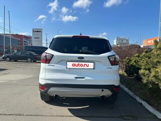 2016 Ford Kuga II Рестайлинг, белый, 1635000 рублей, вид 5