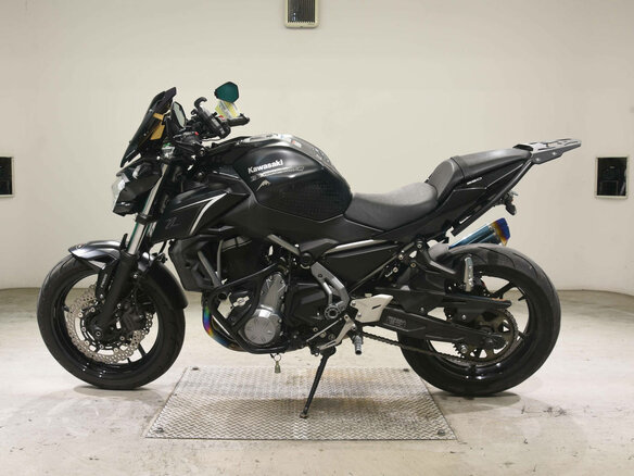 2018 Kawasaki Z 650, чёрный, 629000 рублей - вид 1