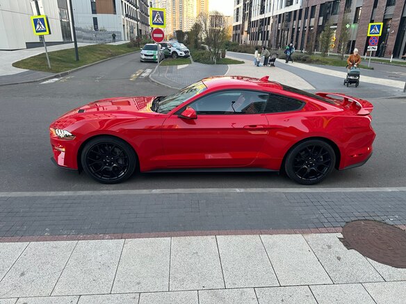 2021 Ford Mustang VI Рестайлинг, красный, 4200000 рублей - вид 26