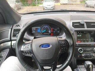 2018 Ford Explorer V Рестайлинг 2, чёрный, 2500000 рублей, вид 4