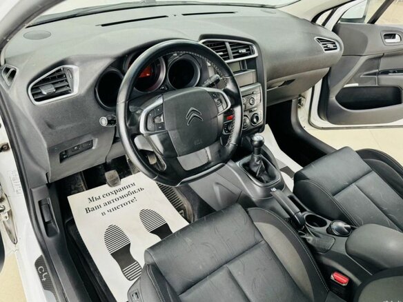 2011 Citroen C4 II, белый, 499999 рублей - вид 4