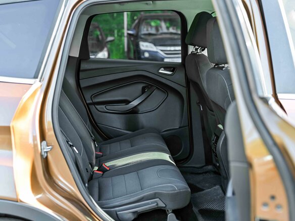 2015 Ford Kuga II, коричневый, 903000 рублей - вид 9