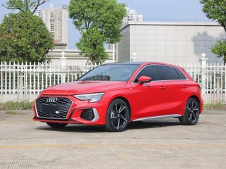 2022 Audi A3 Sportback 35 TFSI IV (8Y), красный, 2300678 рублей, вид 1