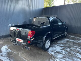 2013 Mitsubishi L200 IV, чёрный, 1200000 рублей, вид 2