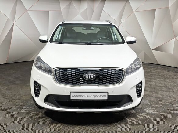 2018 Kia Sorento III Prime Рестайлинг, белый, 2339000 рублей - вид 6