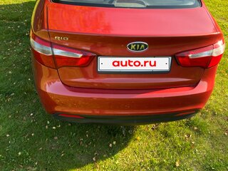 2012 Kia Rio 5-speed III, красный, 750000 рублей, вид 5