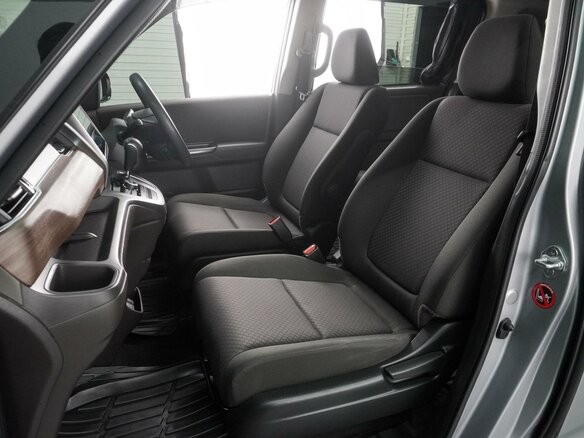 2020 Honda Freed II Рестайлинг, серый - вид 7
