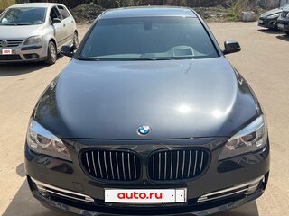 2013 BMW 7 серии 750i xDrive V (F01/F02/F04) Рестайлинг, серый, 1600000 рублей, вид 2