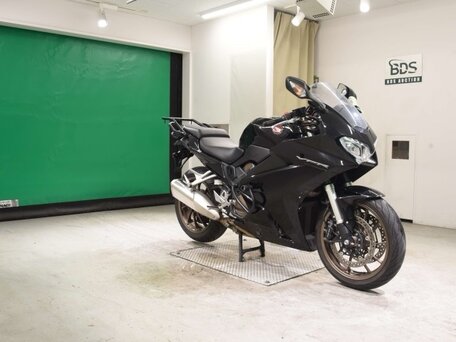 2017 Honda VFR 800, чёрный, 800000 рублей, вид 3