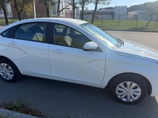 2024 Lada (ВАЗ) Vesta I Рестайлинг (NG), белый, 1300000 рублей, вид 4