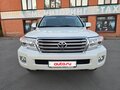 2015 Toyota Land Cruiser 200 Series Рестайлинг 1, белый - вид 3