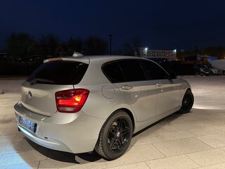 2012 BMW 1 серии 118i II (F20/F21), серебристый, 1049999 рублей, вид 5