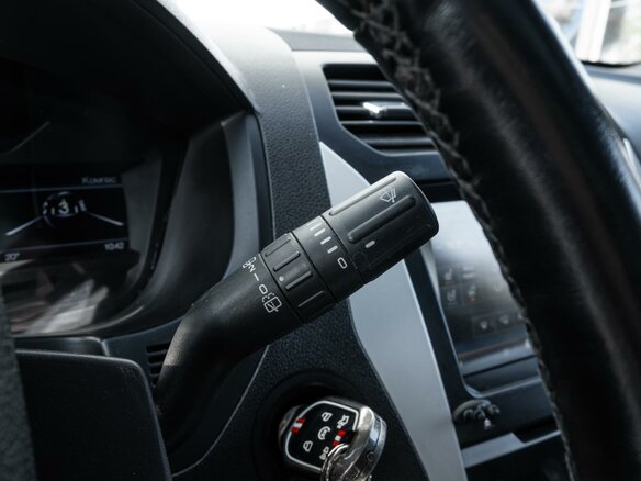 2013 Ford Explorer V, коричневый, 1375000 рублей - вид 20