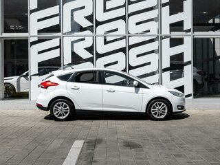 2016 Ford Focus III Рестайлинг, белый, 1044000 рублей, вид 5