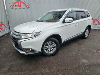2018 Mitsubishi Outlander III Рестайлинг 2, белый, 1775000 рублей, вид 2