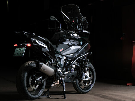 2023 BMW S 1000 XR, чёрный, 1800000 рублей, вид 3
