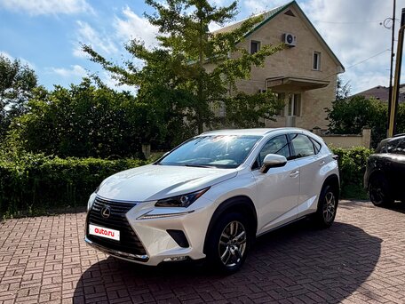 2019 Lexus NX 200 I Рестайлинг, белый, 2900000 рублей, вид 2