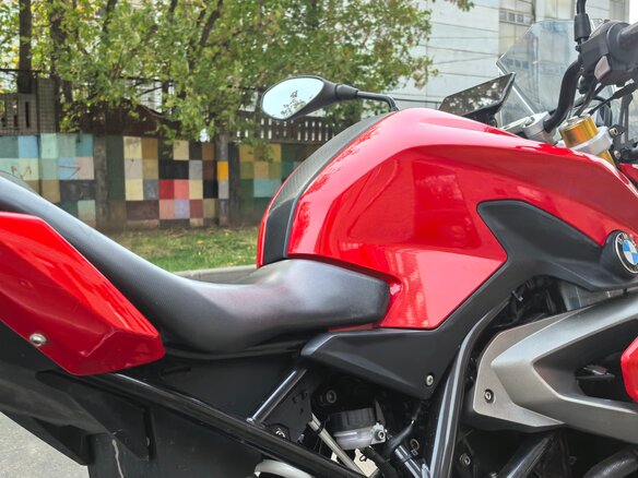2019 BMW G 310 R, красный, 330000 рублей - вид 9