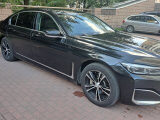 2020 BMW 7 серии Long 730Ld xDrive VI (G11/G12) Рестайлинг, чёрный, 6100000 рублей, вид 3