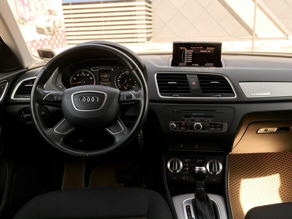 2014 Audi Q3 I (8U), красный - вид 7