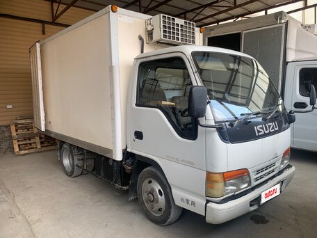 1996 Isuzu Elf (N-series), белый, 900000 рублей, вид 1