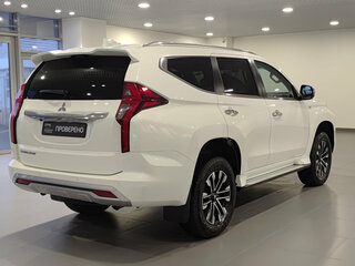 2022 Mitsubishi Montero Sport III Рестайлинг, белый, 3898000 рублей, вид 5