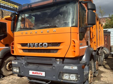 2013 Iveco Trakker, оранжевый, 2470000 рублей, вид 2