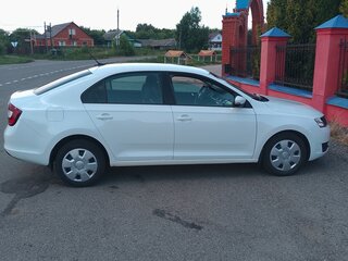 2017 Skoda Rapid I Рестайлинг, белый, 930000 рублей, вид 5