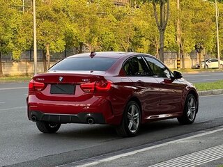 2022 BMW 1 серии 120i III (F52) Рестайлинг, красный, 1510000 рублей, вид 4
