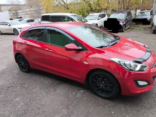 2013 Hyundai i30 II, красный, 1080000 рублей, вид 3