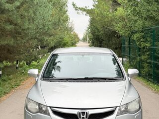 2009 Honda Civic VIII Рестайлинг, серебристый, 676000 рублей, вид 1