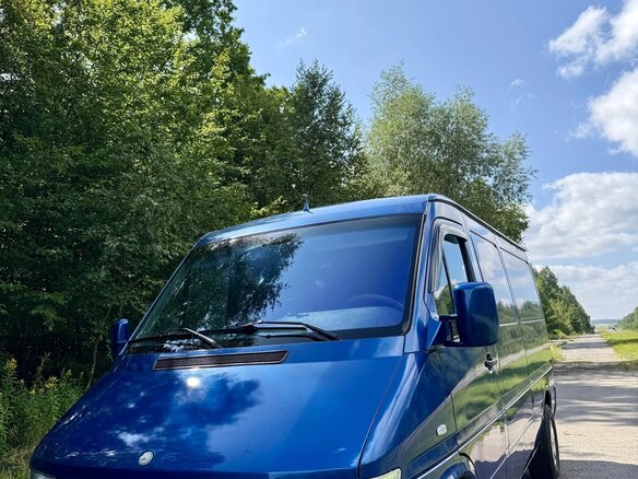 1999 Mercedes-Benz Sprinter, синий, 950000 рублей
