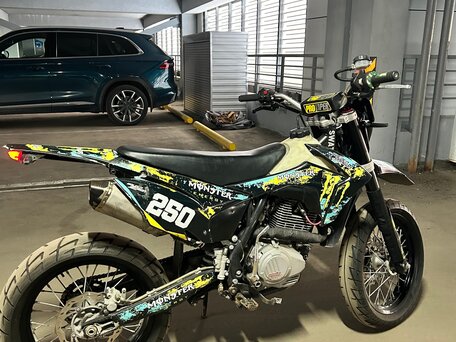 2021 BSE Z3, чёрный, 125000 рублей, вид 1