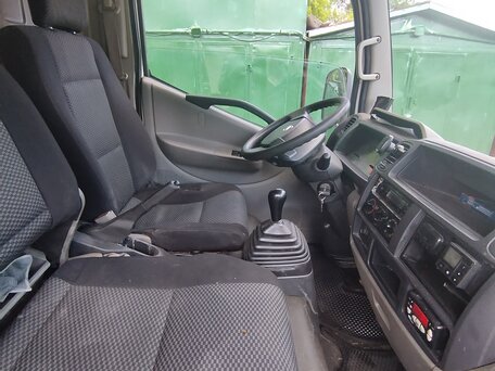2014 Nissan Cabstar, белый, 900000 рублей, вид 4