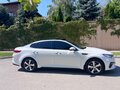 2018 Kia Optima IV Рестайлинг, белый, 1900000 рублей - вид 1