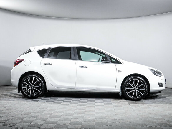 2011 Opel Astra J, белый, 850000 рублей - вид 3
