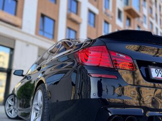 2015 BMW 5 серии 535i VI (F10/F11/F07) Рестайлинг, чёрный, 1700000 рублей, вид 3