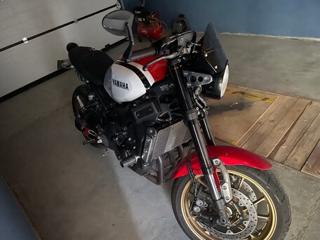 2020 Yamaha XSR900, белый, 850000 рублей, вид 5