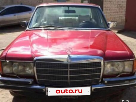 1978 Mercedes-Benz S-Класс 280 I (W116), красный, 1250000 рублей, вид 1