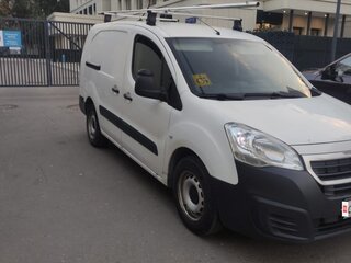 2017 Peugeot Partner II Рестайлинг 2, белый, 915000 рублей, вид 4