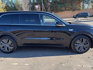 2023 Li Auto (Lixiang) L9 44.5 kWh I, чёрный, 5500000 рублей, вид 3