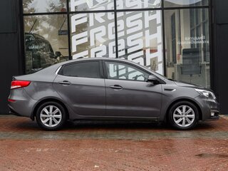 2015 Kia Rio III Рестайлинг, серый, 929000 рублей, вид 5