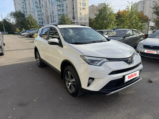 2018 Toyota RAV4 IV (XA40) Рестайлинг, белый, 2550000 рублей, вид 2