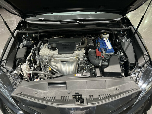 2020 Toyota Camry VIII (XV70), чёрный, 3670000 рублей - вид 8